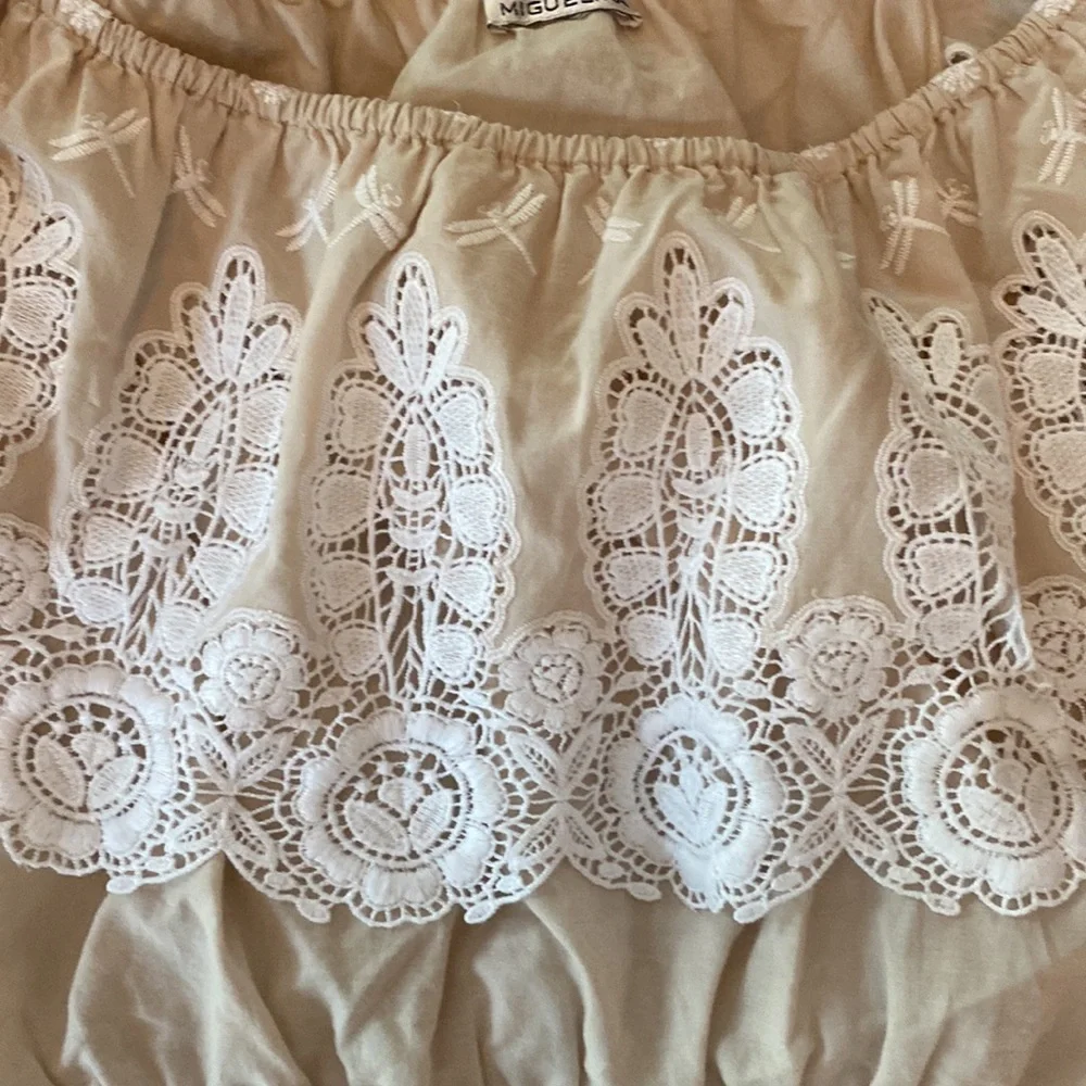 Miguelina Crop top and skirt. - Picture 8 of 8